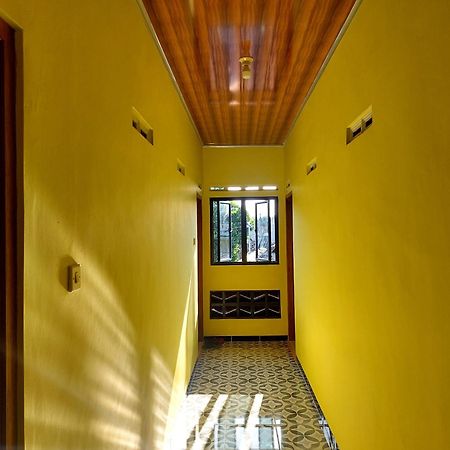 Griya Tugu Jogja Syariah Hotel Jogjakarta Buitenkant foto