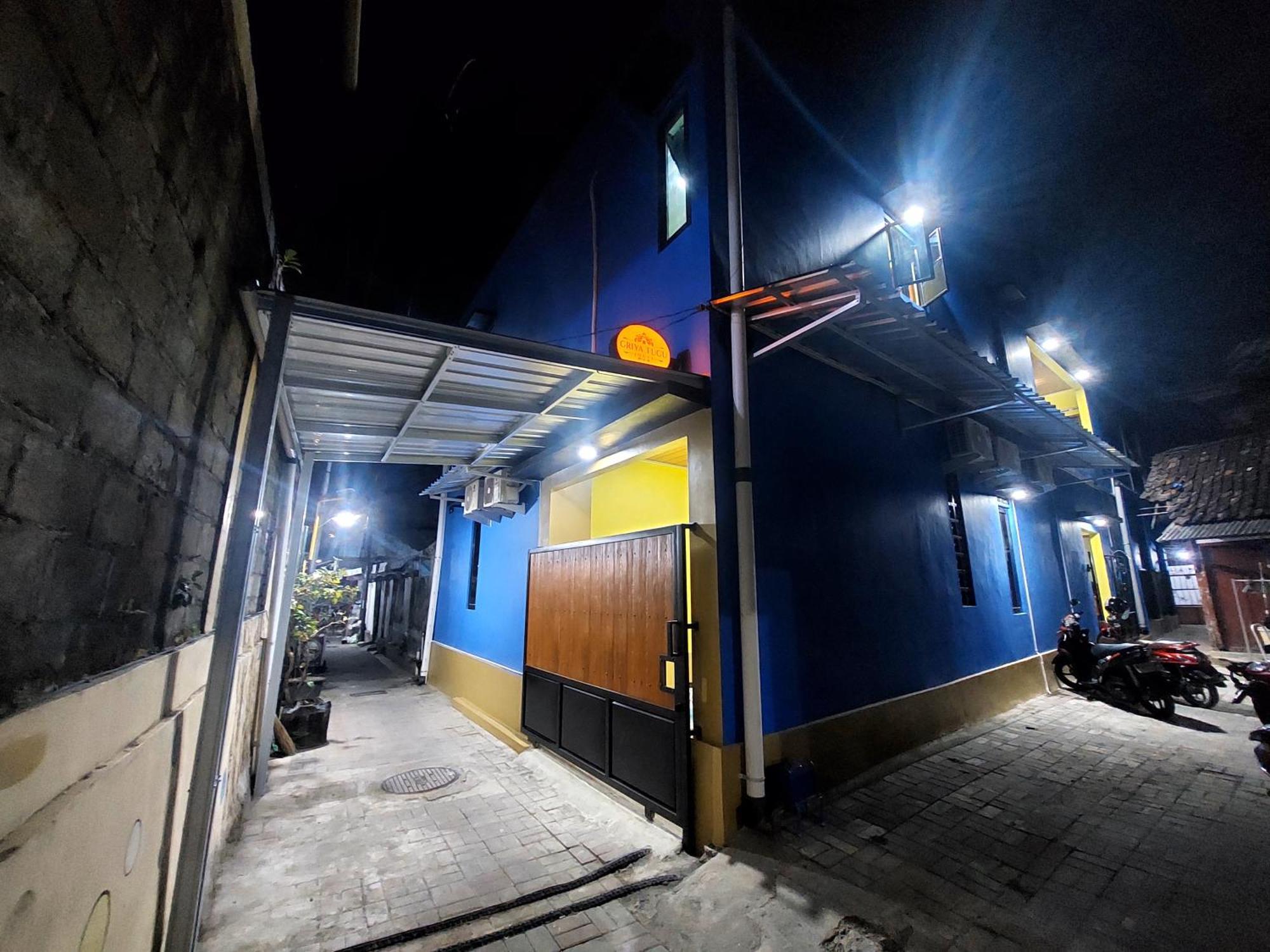 Griya Tugu Jogja Syariah Hotel Jogjakarta Buitenkant foto