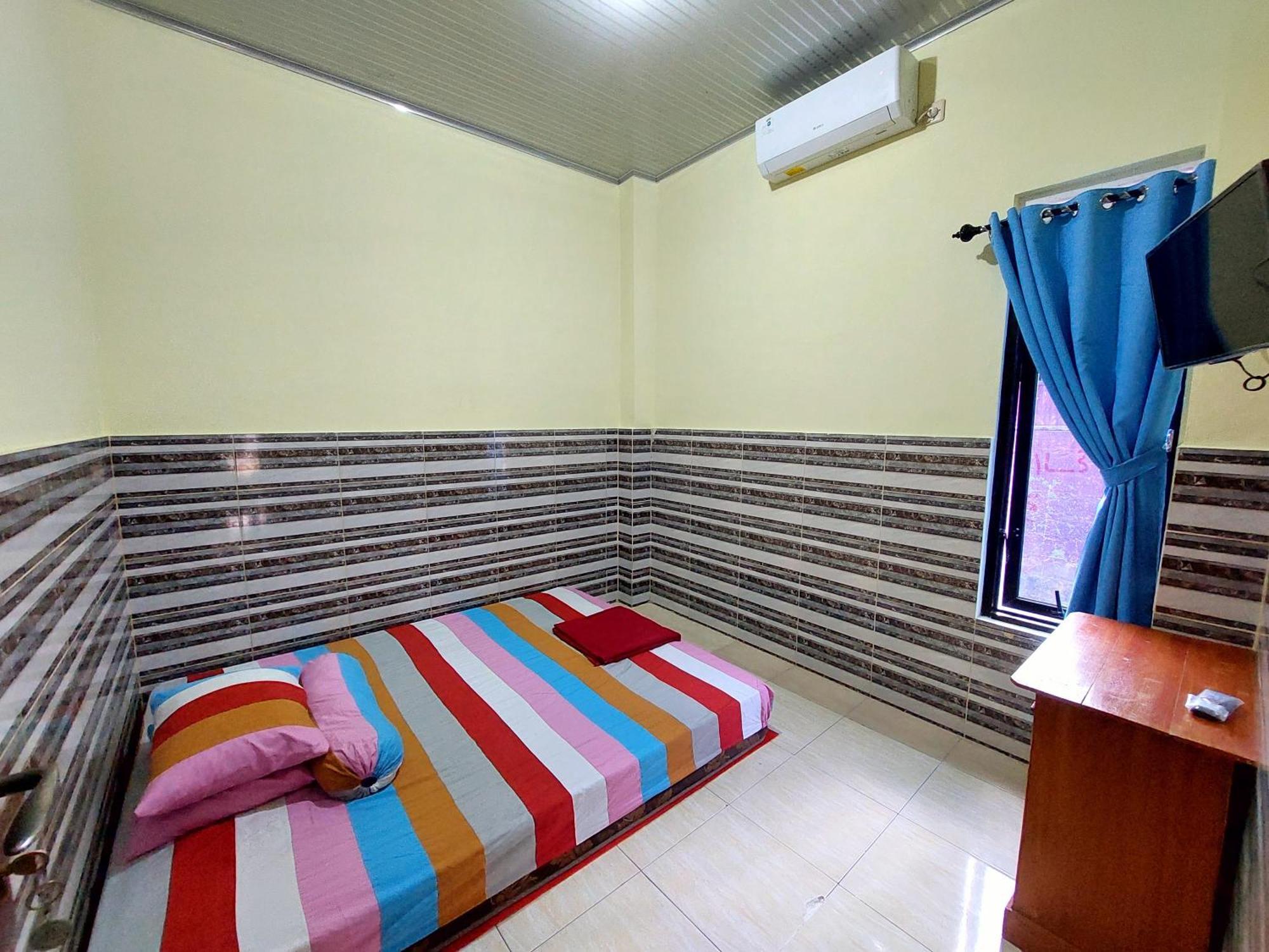 Griya Tugu Jogja Syariah Hotel Jogjakarta Buitenkant foto