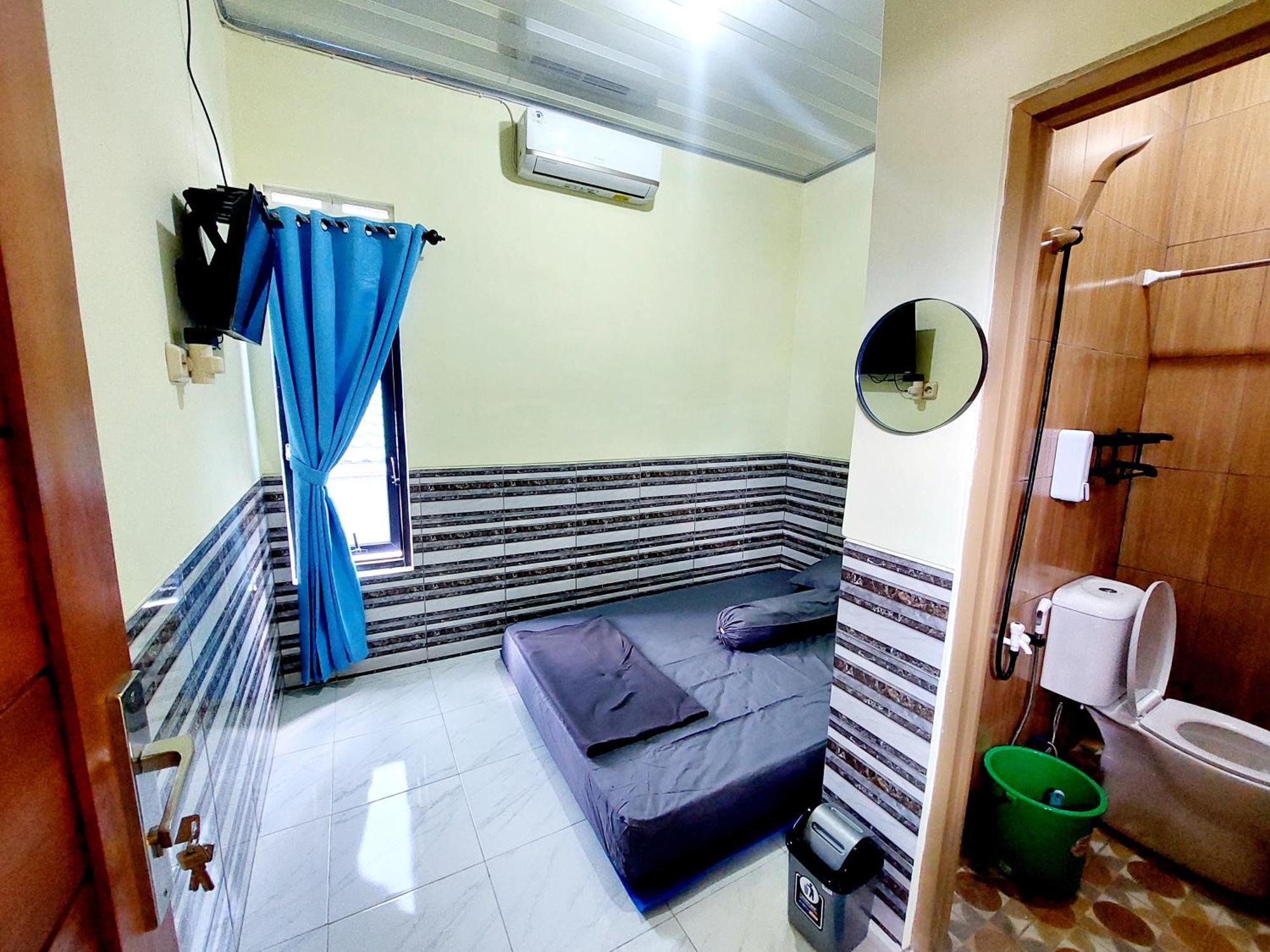Griya Tugu Jogja Syariah Hotel Jogjakarta Buitenkant foto